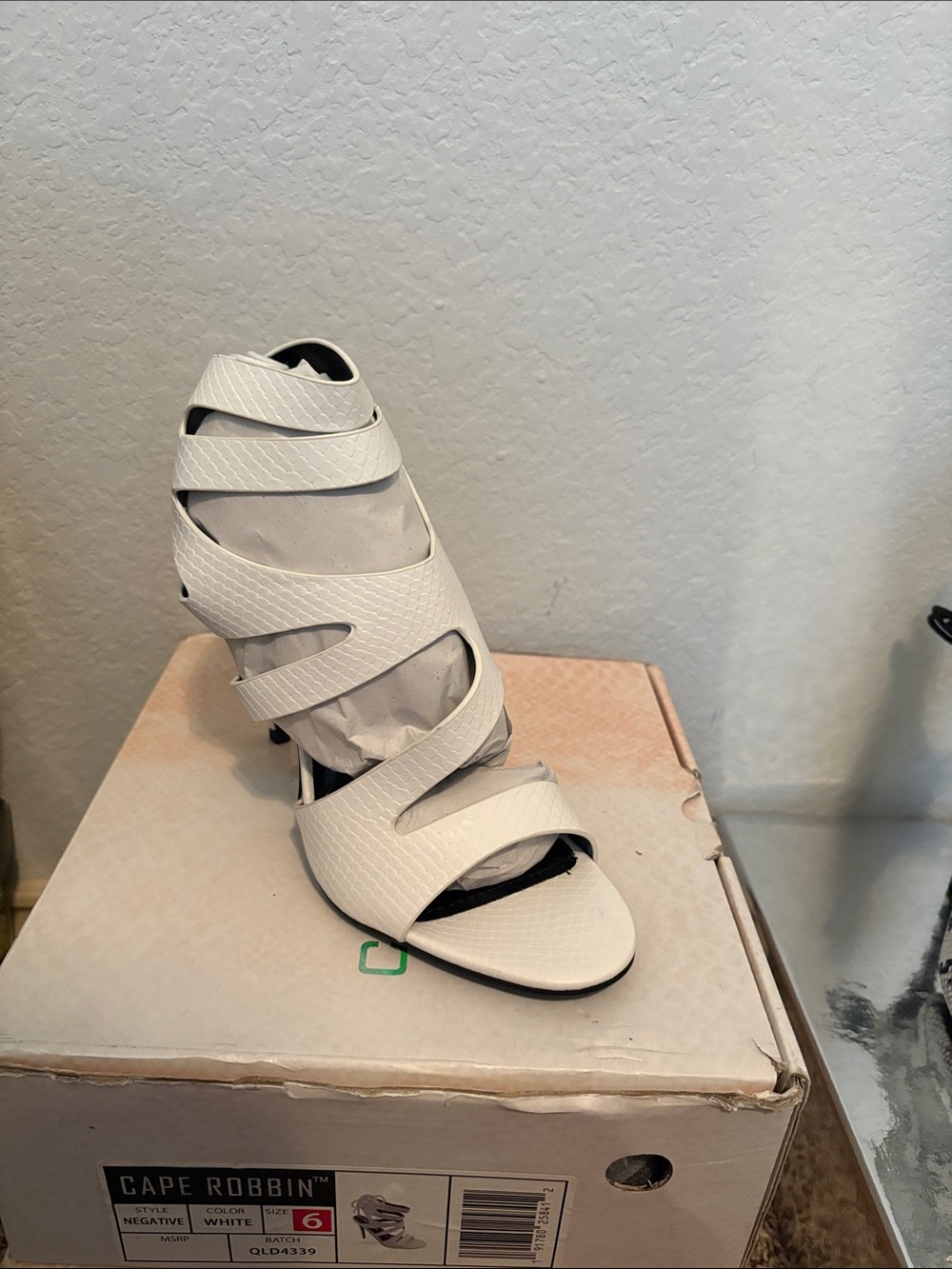 Cape Robbin White Strappy Wrap Heels